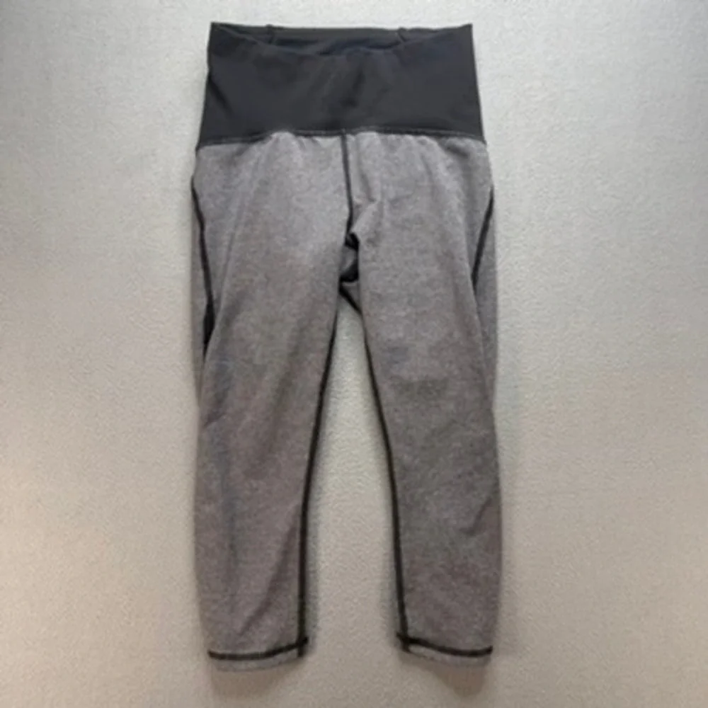 Lululemon Wunder Under Crop Leggings‎ High Rise Slim 4 Gray Black Mesh Hem